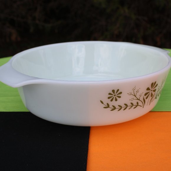 2Qt. Primrose Casserole Dish - Picture 2 of 5